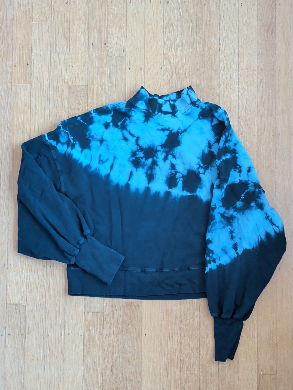 Electric & Rose Teal and Black Tie-Dye Mock Neck Sweatshirt